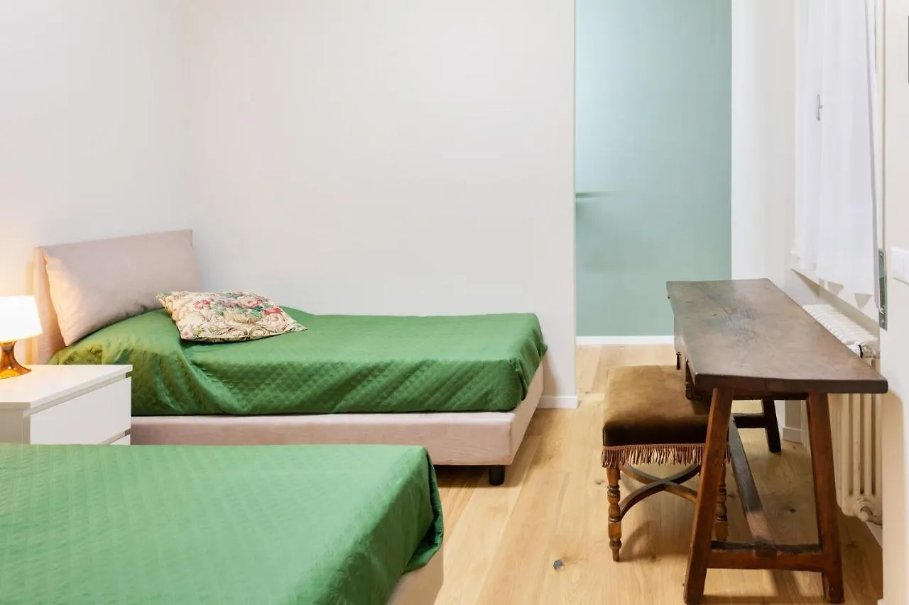 Giovanni Angelico Wood And Design Apartment Florence